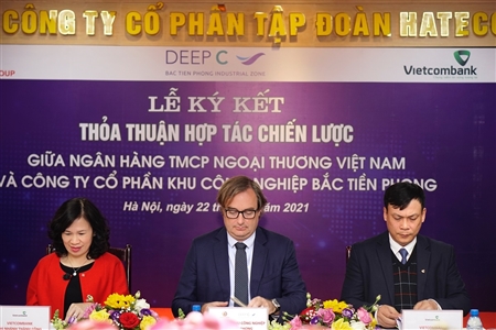 Bac Tien Phong Industrial Park Joint Stock Company signed a cooperation agreement with Vietcombank