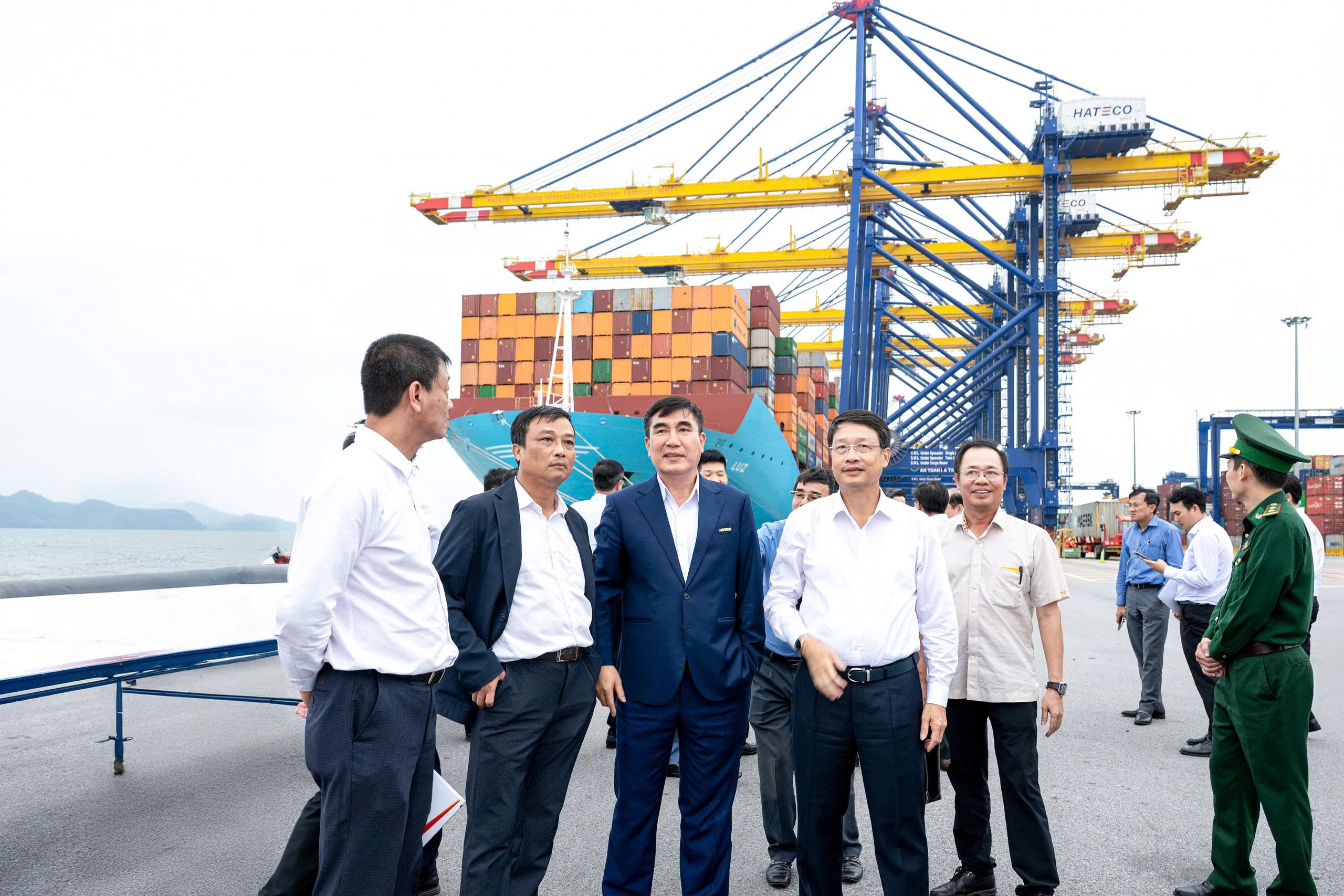 z7642007165974_1437ab0b09b2a6e961bf0a1261c4a40b