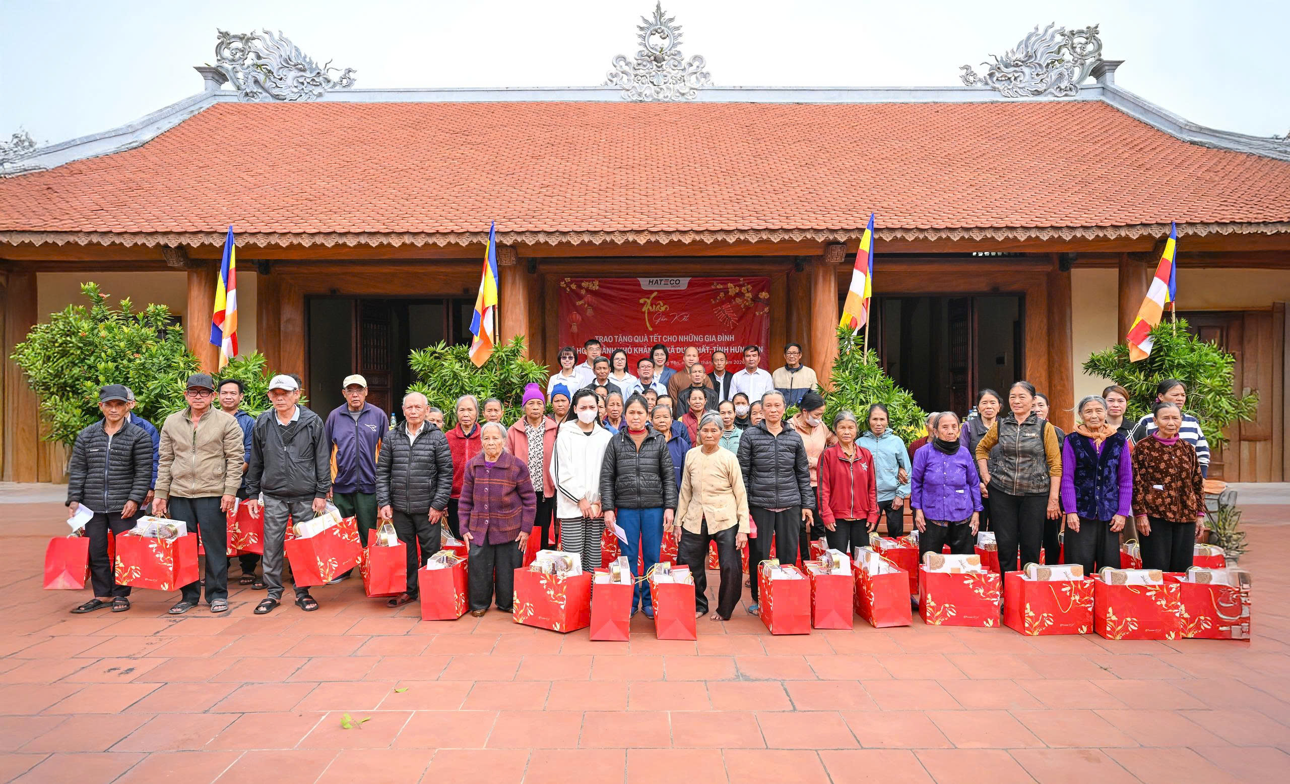 HATECO LAN TỎA YÊU THƯƠNG QUA CHƯƠNG TRÌNH TRAO QUÀ TẾT TỚI CÁC HỘ GIA ĐÌNH CÓ HOÀN CẢNH KHÓ KHĂN
