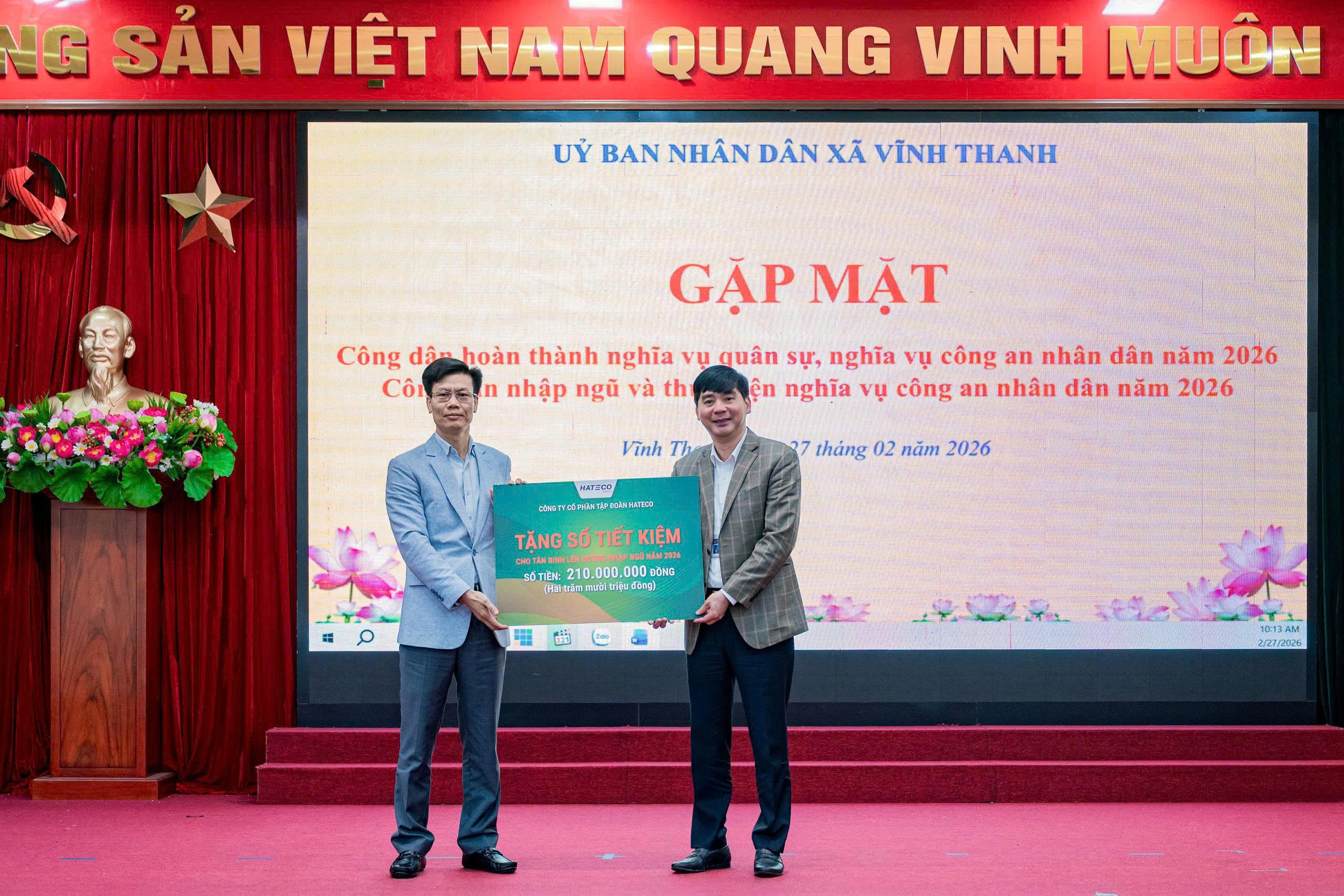 HATECO TRAO TẶNG SỔ TIẾT KIỆM ĐỘNG VIÊN CÔNG DÂN NHẬP NGŨ NĂM 2026 TẠI XÃ VĨNH THANH 