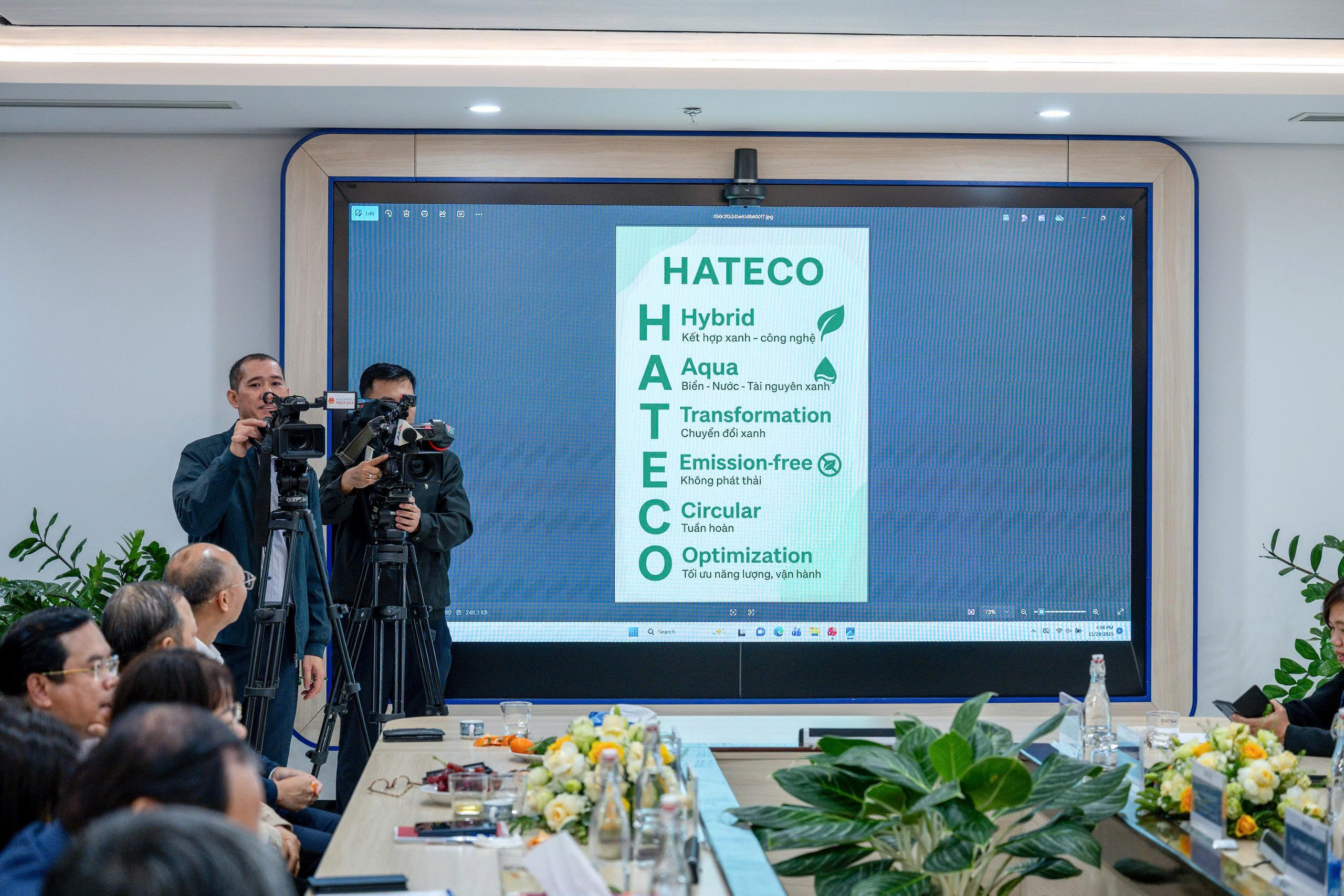 z7279911870678_76e743a3189d72a71f676b5e30da3299